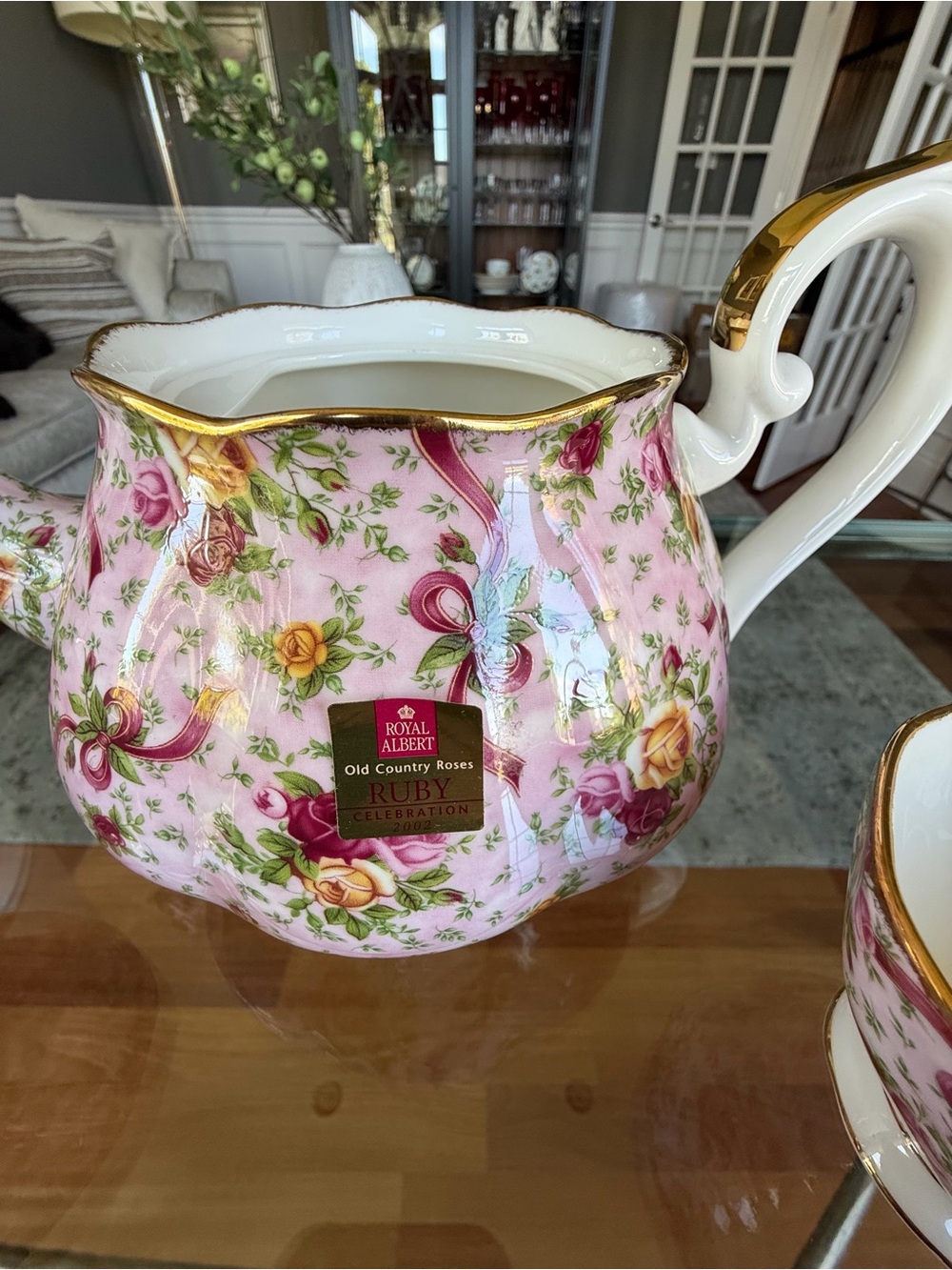 RARE Royal Albert Pink Floral Old Country Roses Teapot Base and 2 teas cups.